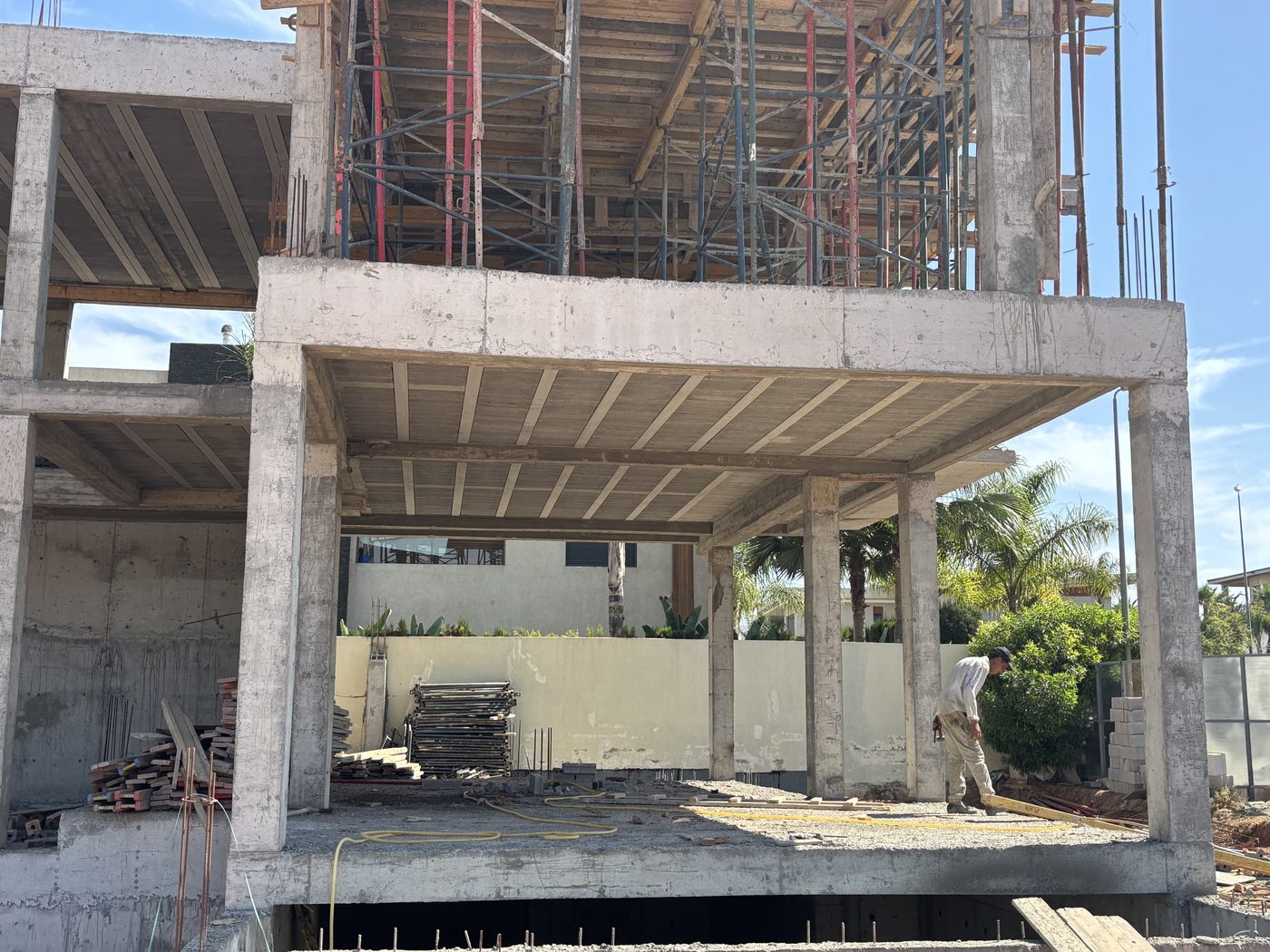 Villa Californie  -  Structure béton multi-niveaux en phase gros œuvre